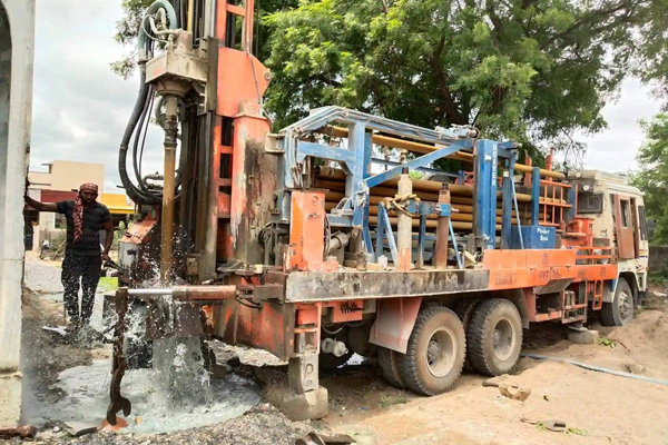 Borewell-Drilling Borewell Submersible Pump Dealers